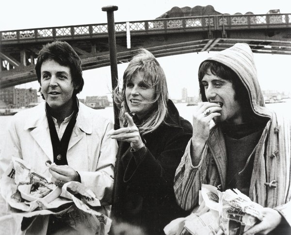 Wings Greatest Vinyl Records and CDs For Sale MusicStack