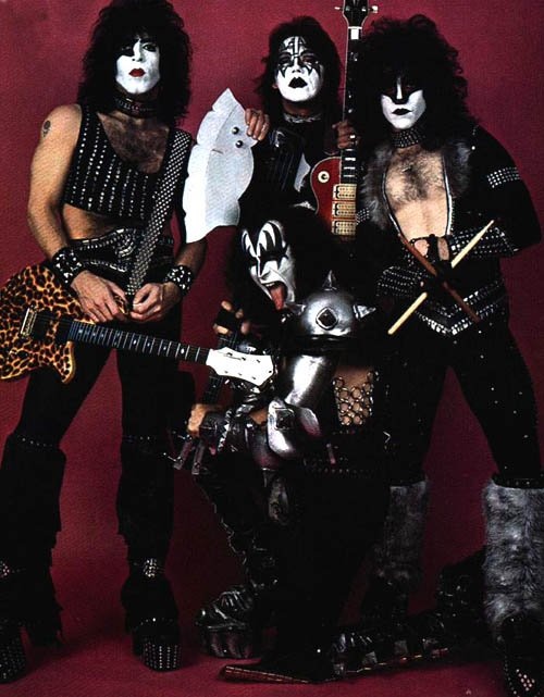 Kiss Vinyl Records and CDs For Sale MusicStack