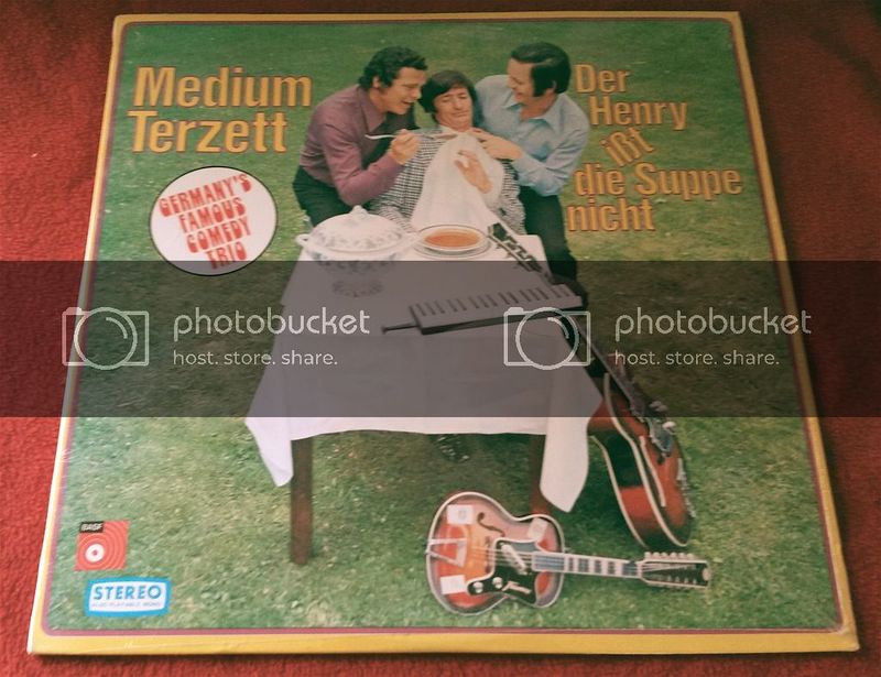 Medium Terzett Ein Loch Ist Im Eimer